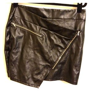 Blackheart skirt NWT